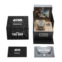 Load image into Gallery viewer, Limited Edition Star Wars™ Mandalorian™ Everett Watch Set