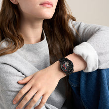 Load image into Gallery viewer, Marvel x Fossil Limited-Edition Spider-Man Automatic Watch
