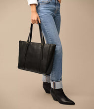 Load image into Gallery viewer, Carlie Tote

